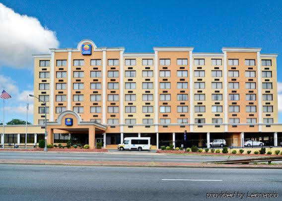 La Quinta Inn & Suites By La Quinta Inn & Suites By Wyndham Washington Dc Noma Exterior photo